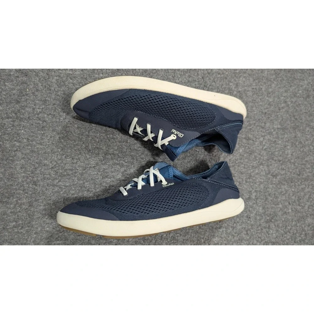 OluKai Moku Pae Boat Sneaker Shoes Mens 9 Blue White Mesh Travel Low Top
